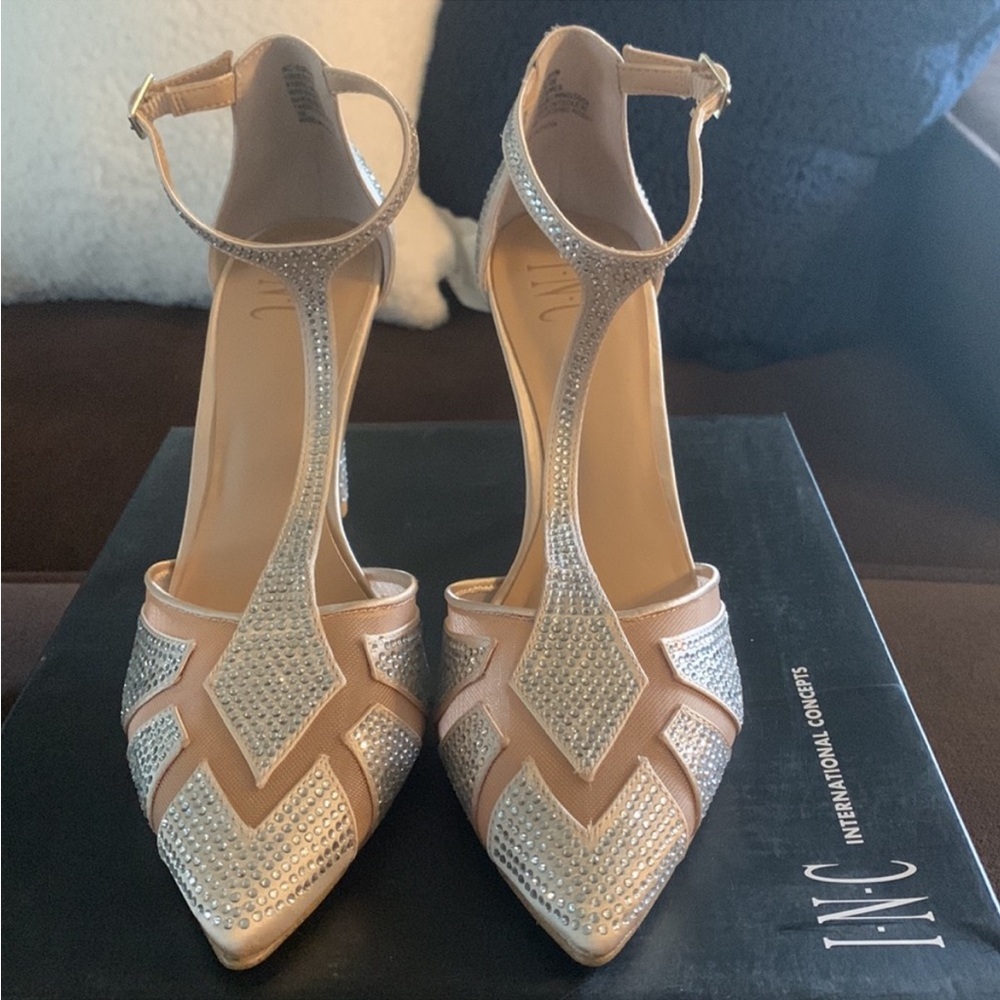 NWT INC Karsynf Beige Bling Heels - Picture 3 of 6